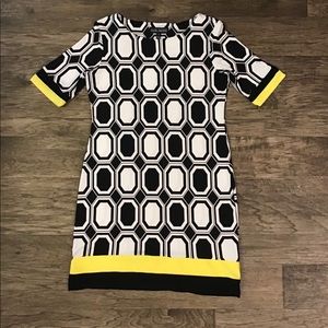 Karin Stevens Graphic Print Black White Yellow Short Sleeve Dress Size 12